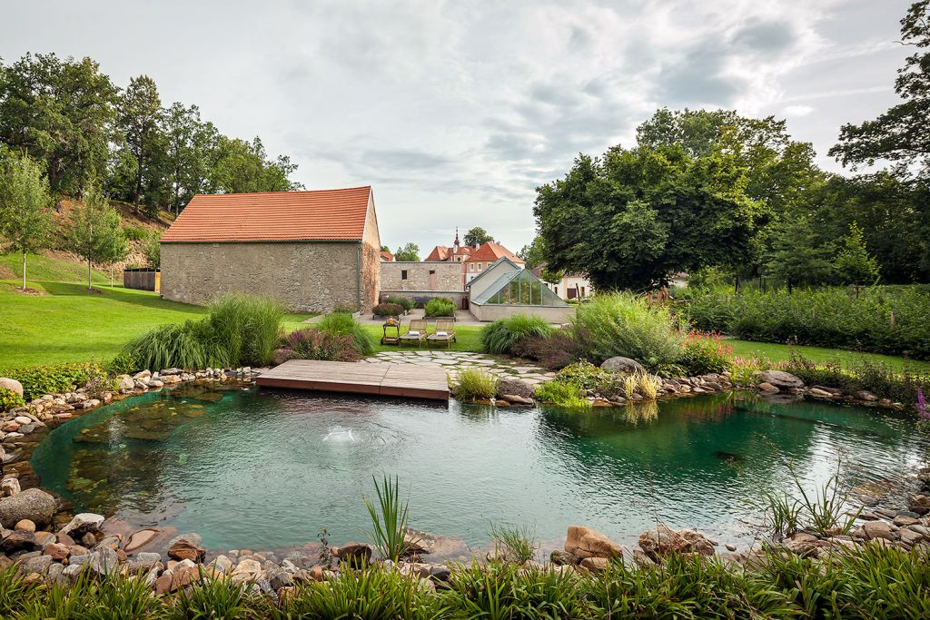 Zahradni architektura od studia Flera na zamku Mitrowicz